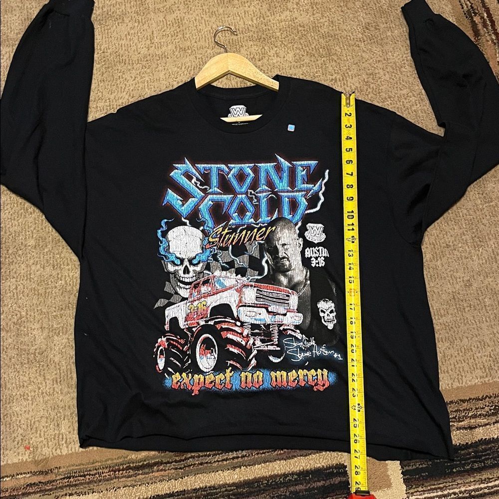 WWE Stone Cold Black Long Sleeve Shirt - Picture 9 of 10